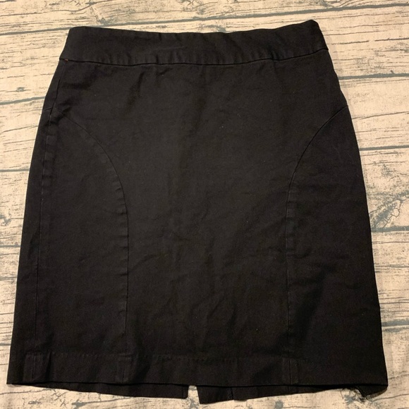 Banana Republic black skirt size 12 - Picture 2 of 5